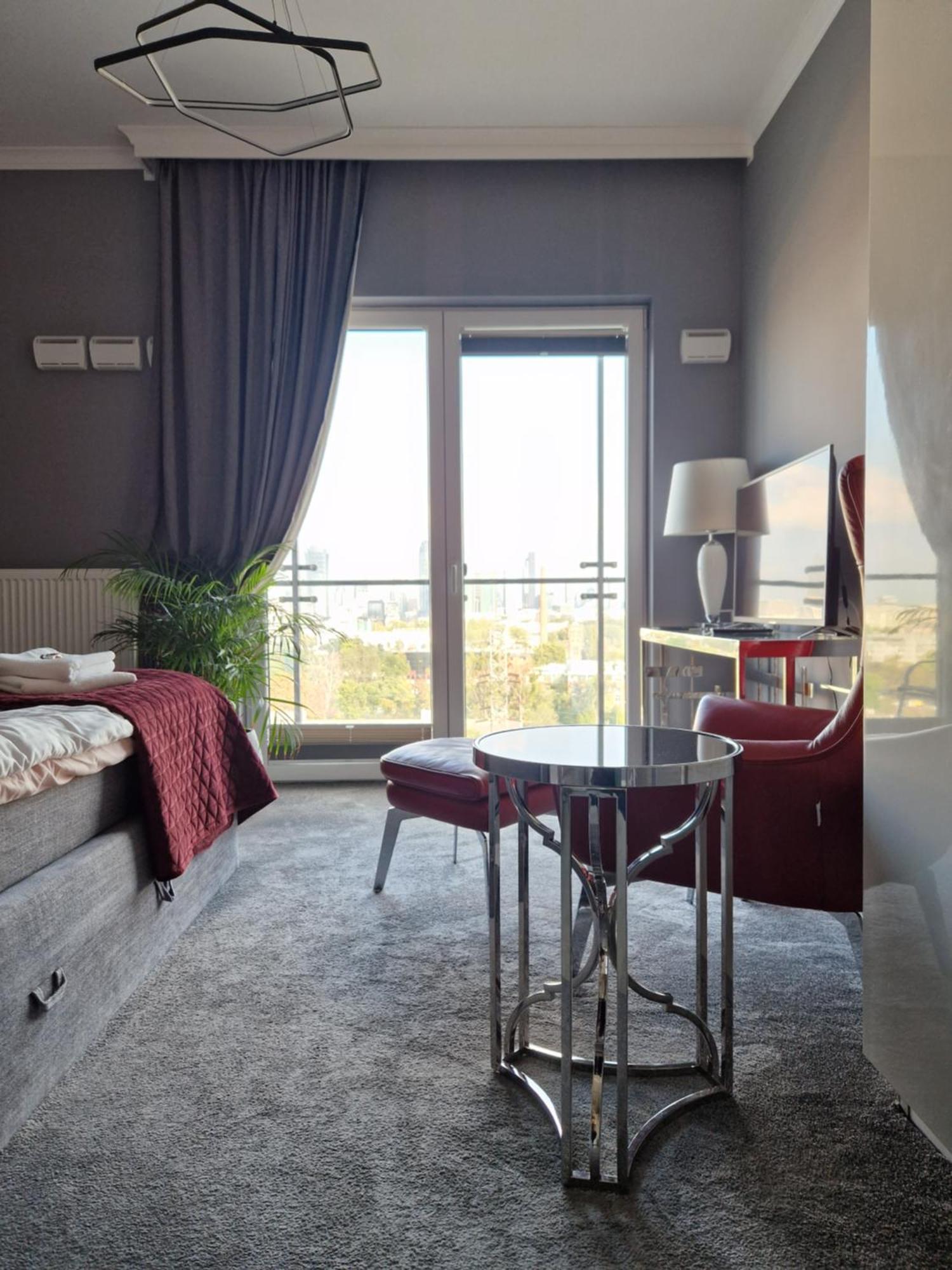 Apartamenty Wola Tower Na Prymasa - Z Widokiem Na City Varsóvia Exterior foto